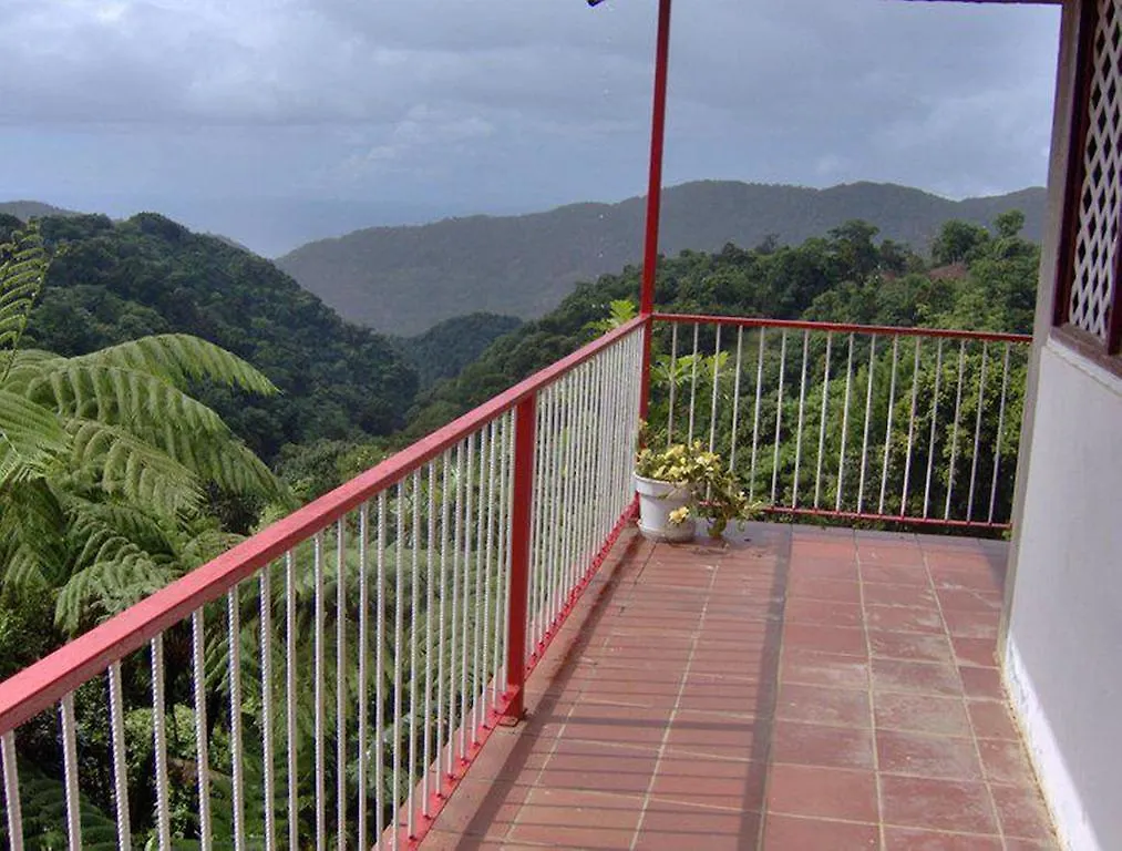 Symes Zee Villa Laudat 2*,